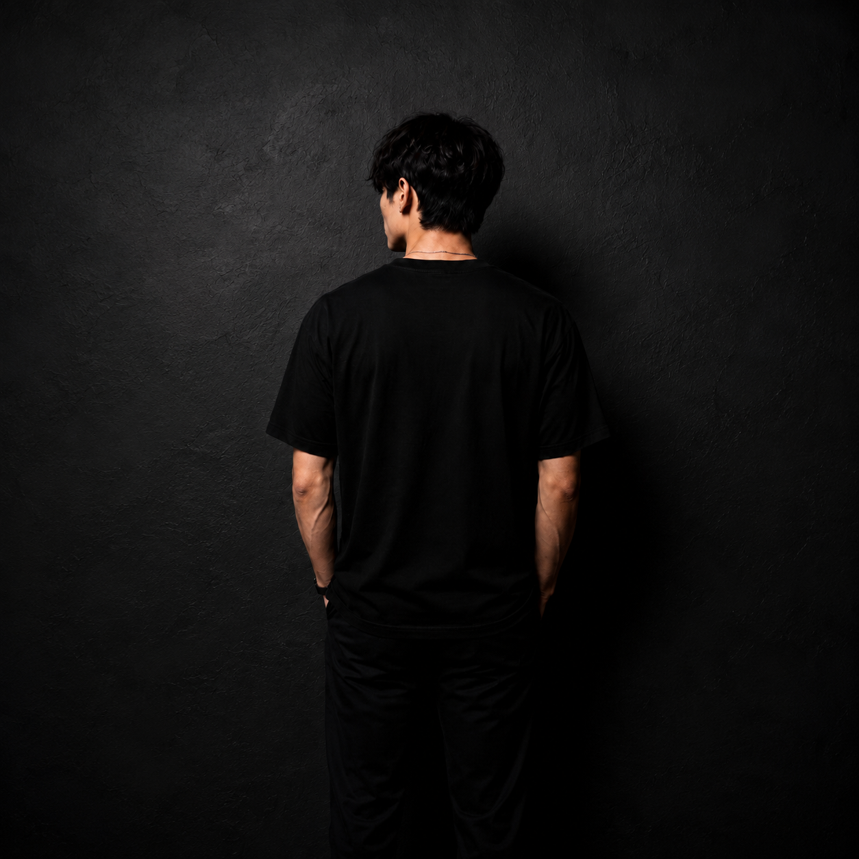 Dovik Dark Cat Graphic T-Shirt